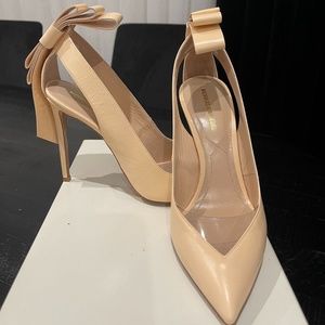 Nicholas Kirkwood Cream Leather And Pvc Origami Bow Pointed Toe Pumps Size 37